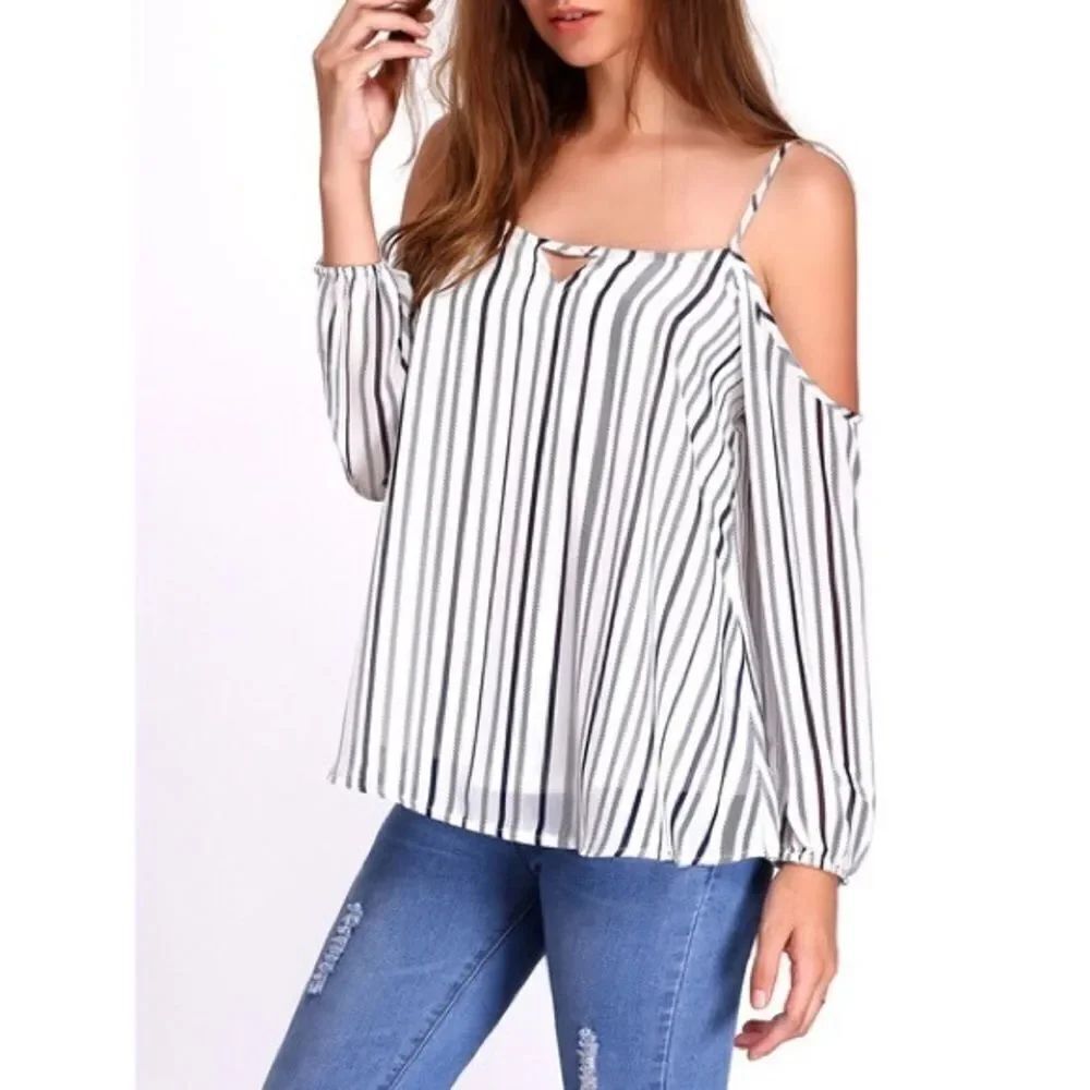 ✨White Cold Shoulder Striped Keyhole Blouse✨